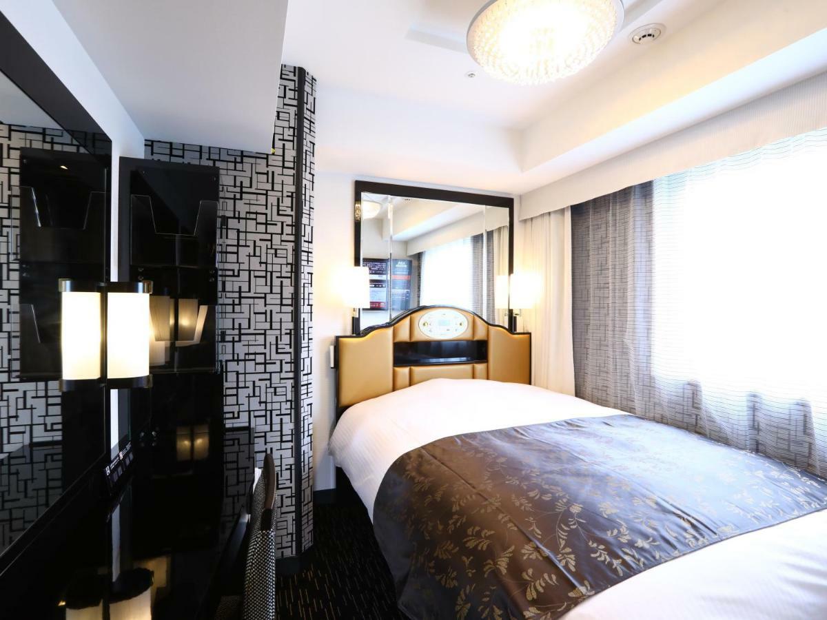 Apa Hotel Ayase Ekimae Tokyo Exterior photo